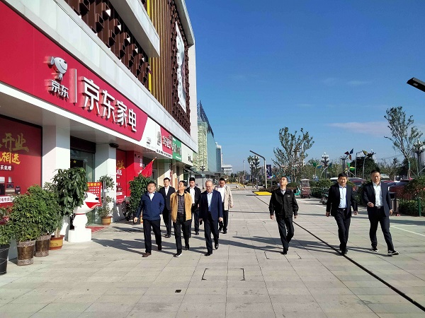 省恒峰g22集团公司外部董事调研徽盐地产集团在建项目