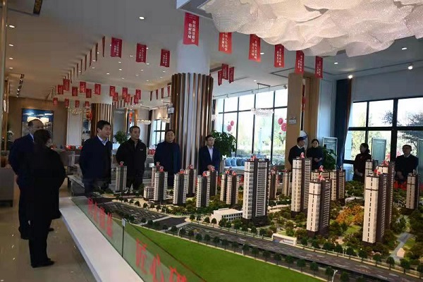 省恒峰g22集团外部董事调研徽盐地产六安项目、霍邱项目